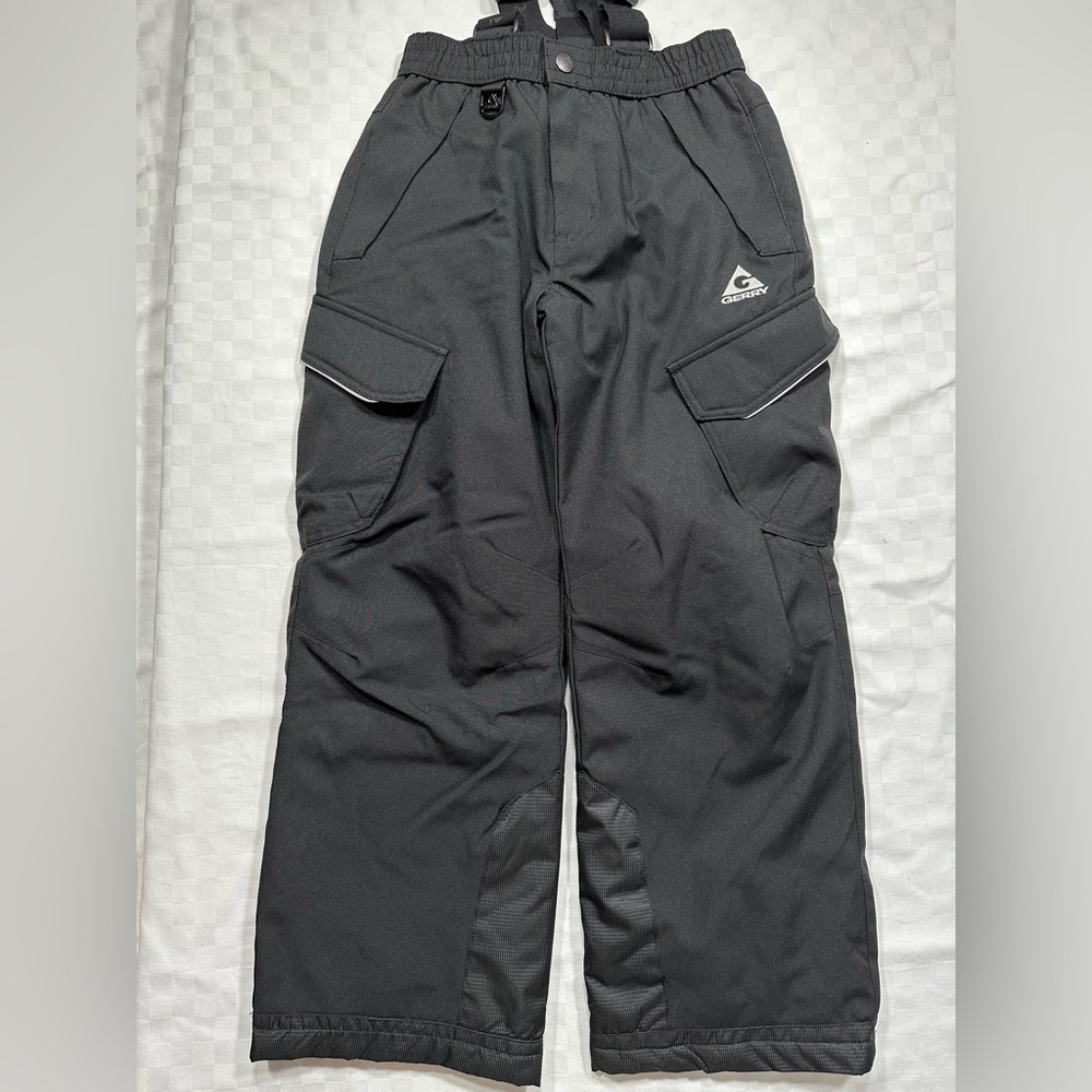 - BOYS PERFORMANCE SNOW PANT WITH REMOVABLE SUSPENDERS